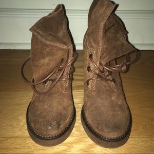 Women’s wedge boot